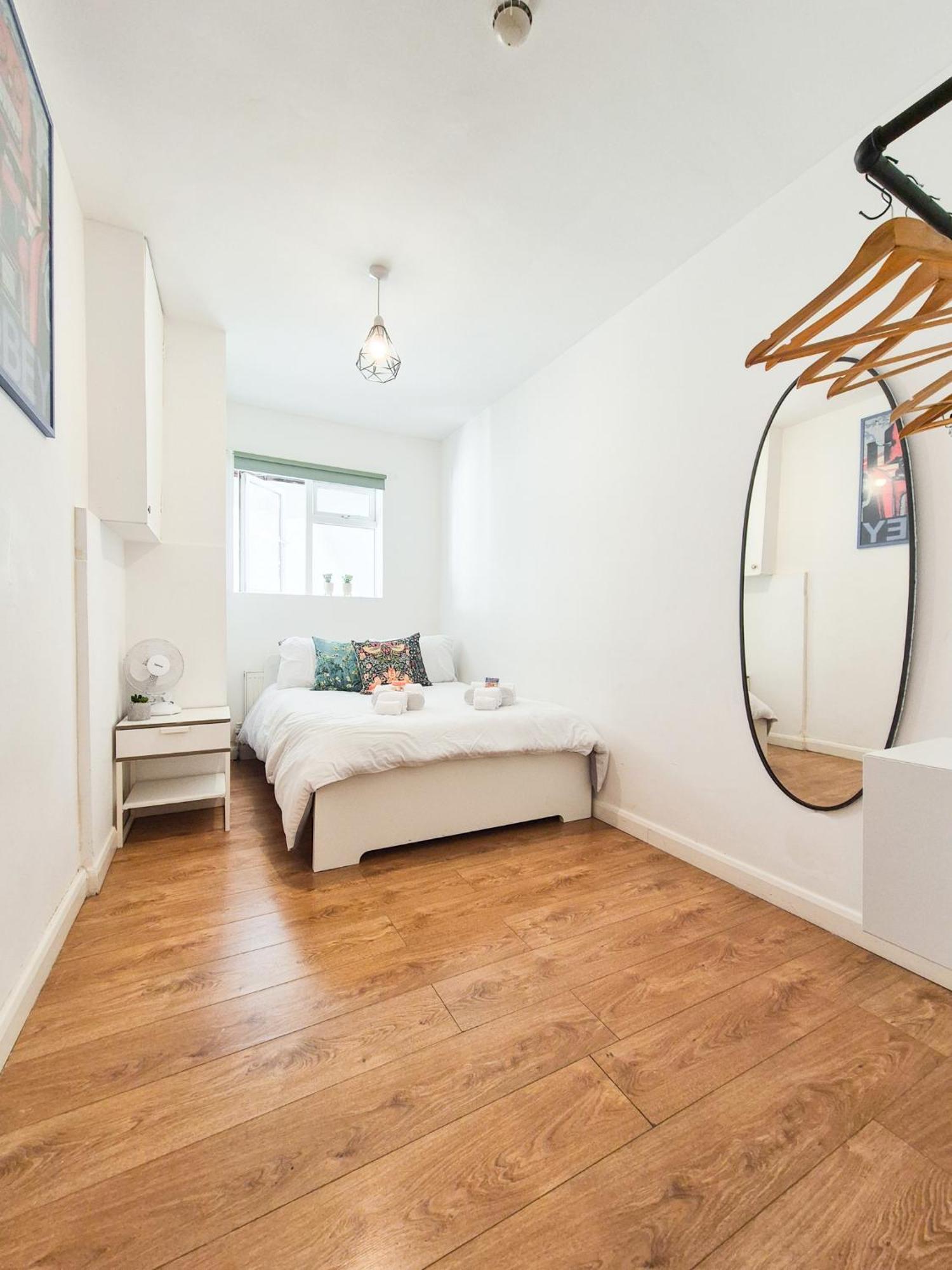 Two Bedroom In Islington ลอนดอน ภายนอก รูปภาพ